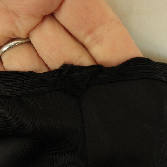 Vintage 1960s 1970s Half Slip, Carol Brent Black Nylon with Shamrock, Size Small - Picture 8 of 10